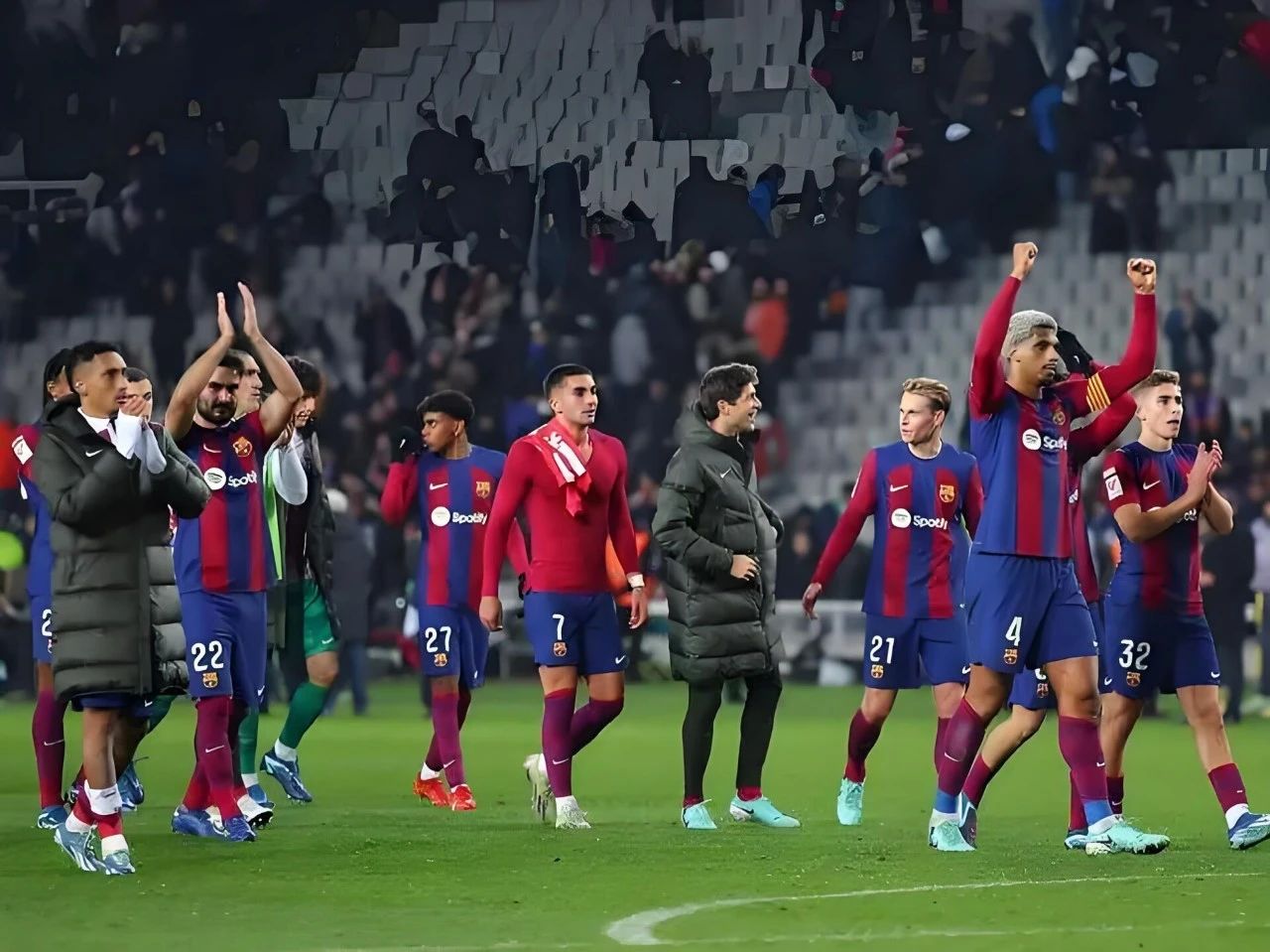 关于巴塞罗那主场不敌马德里竞技，气氛异常火爆的信息