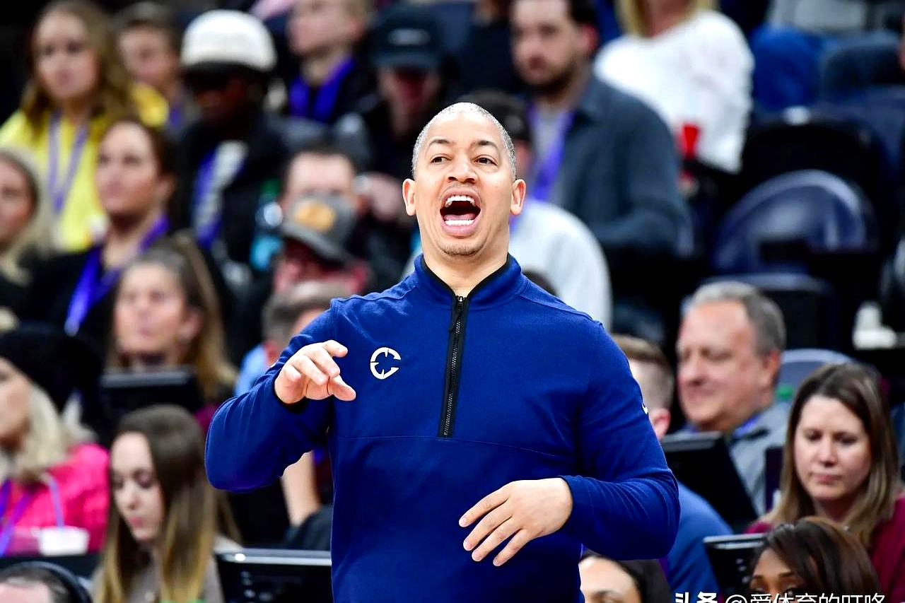 快船队主帅里弗斯遭解雇 快船队主帅里弗斯遭解雇