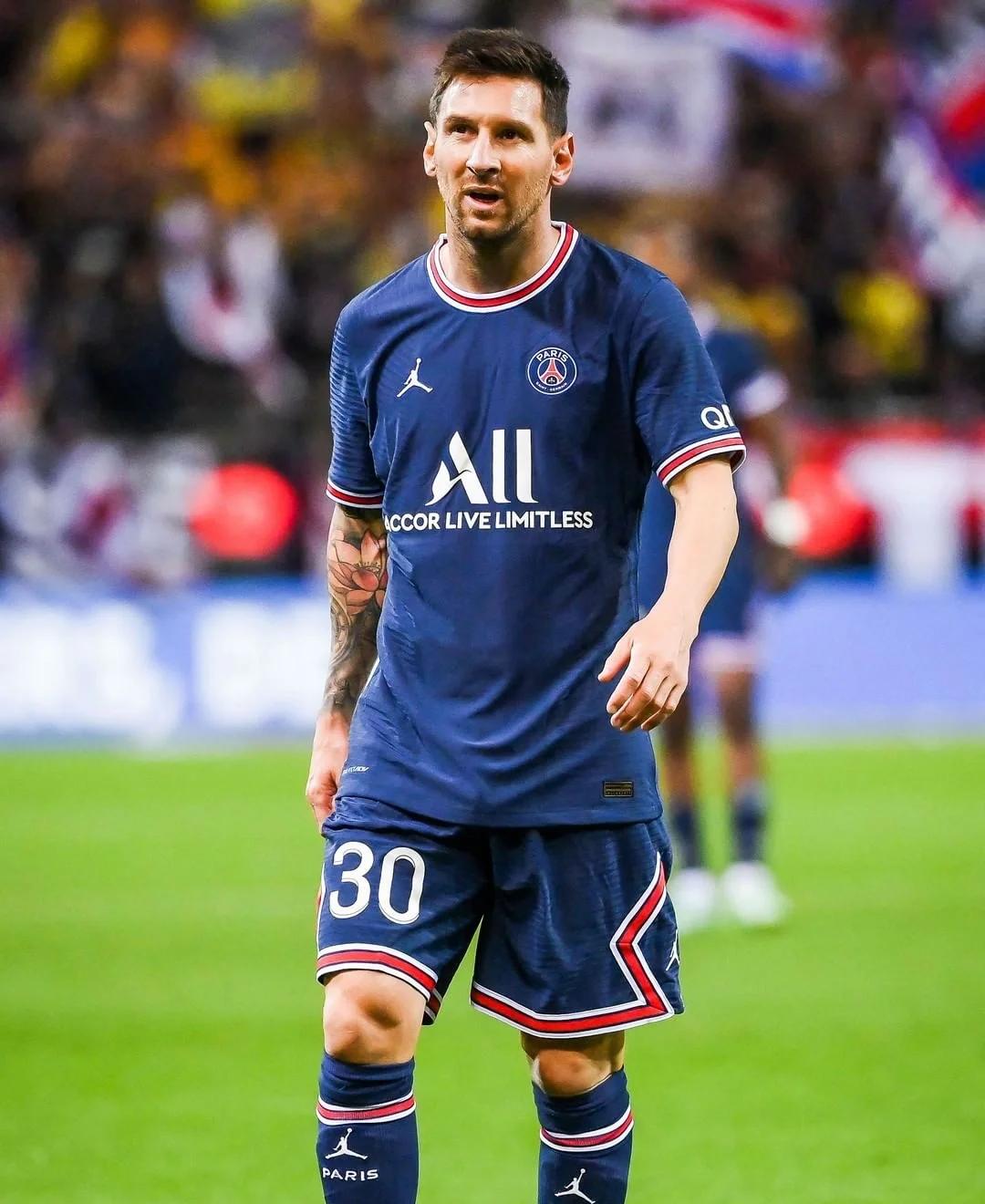 巴黎圣日耳曼梅西独中两元,轻取晋级 巴黎圣日耳曼梅西独中两元,轻取晋级