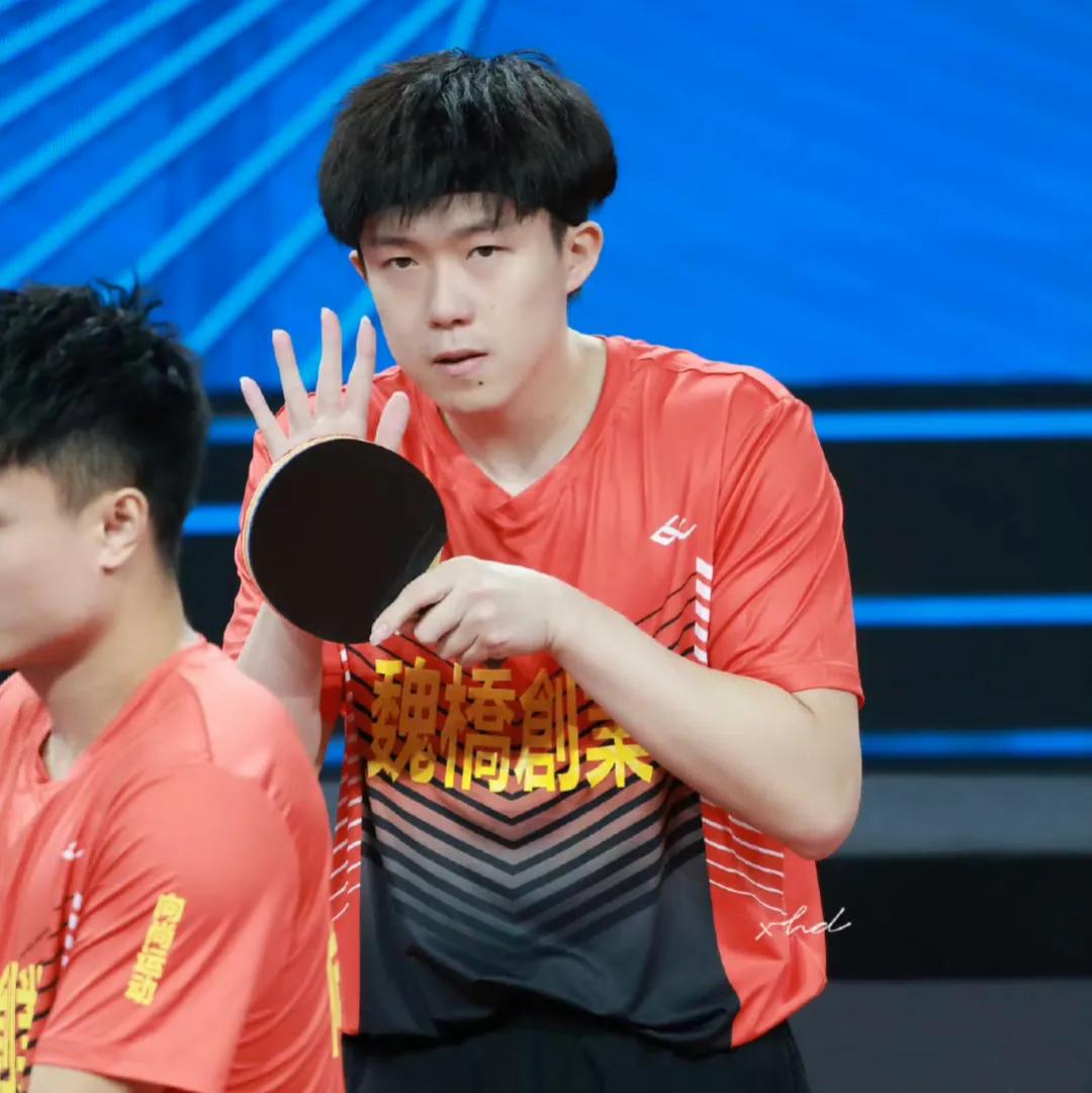 马赛队新一轮转会引起球迷热议,风波不断 马赛队新一轮转会引起球迷热议,风波不断