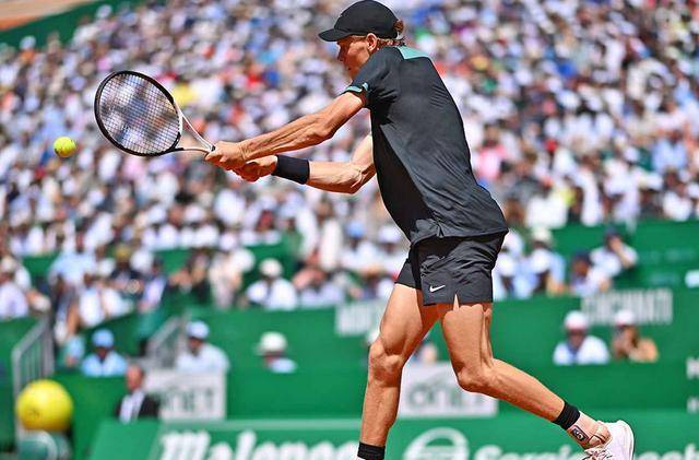 年终总决赛逆转澳网,西西帕斯带队取胜 年终总决赛逆转澳网,西西帕斯带队取胜